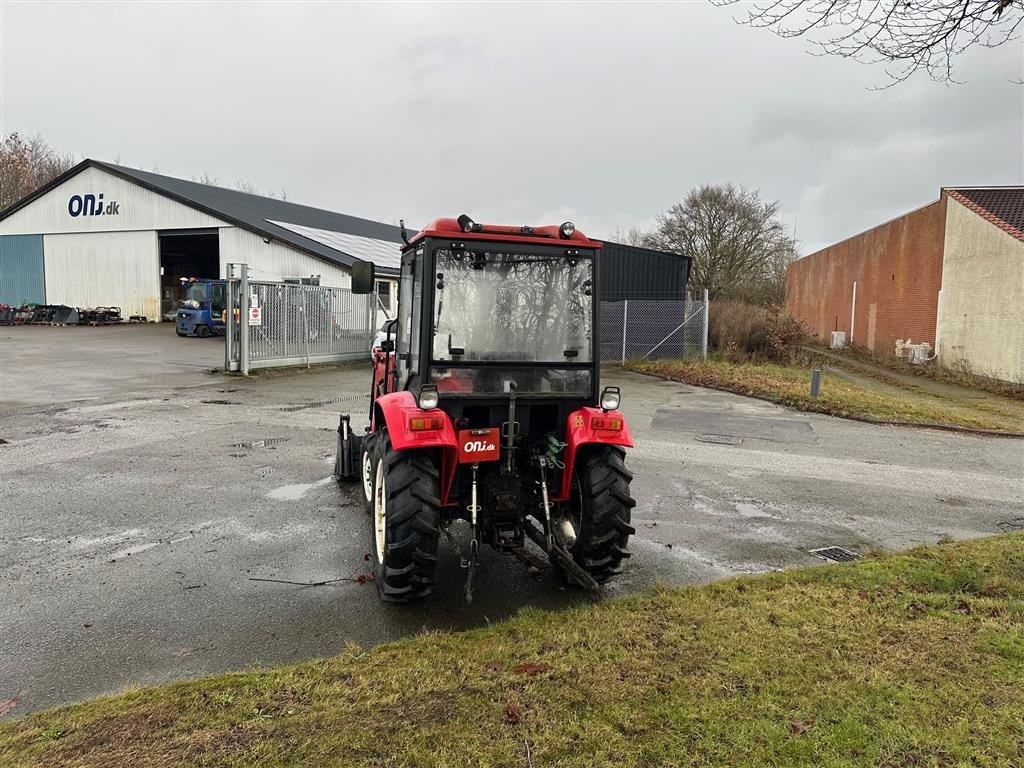 Geräteträger от тип Feng Shou DF-404 Kabin og Frontlæsser, Gebrauchtmaschine в Herning (Снимка 7)