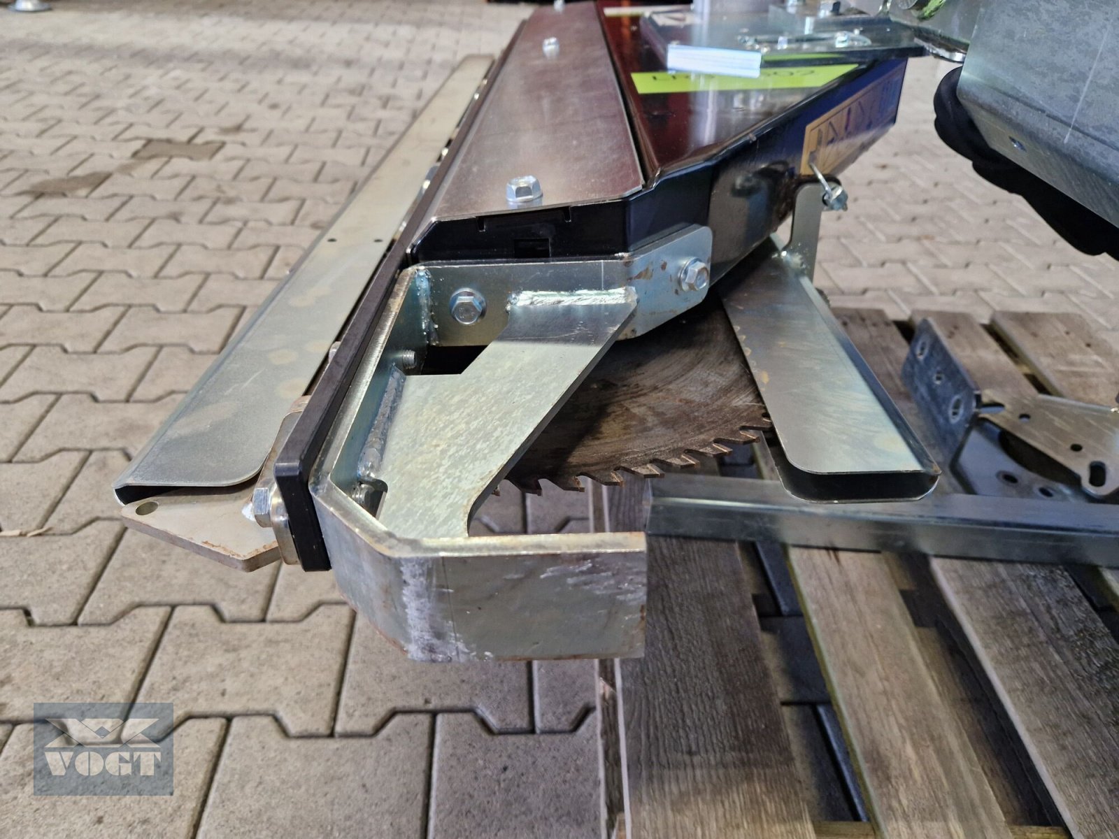 Geräteträger des Typs Greentec PUMA 2803 TELE R Geräteträger inkl. LRS 1602 Astsäge Vorführgerät, Gebrauchtmaschine in Schmallenberg (Bild 8)