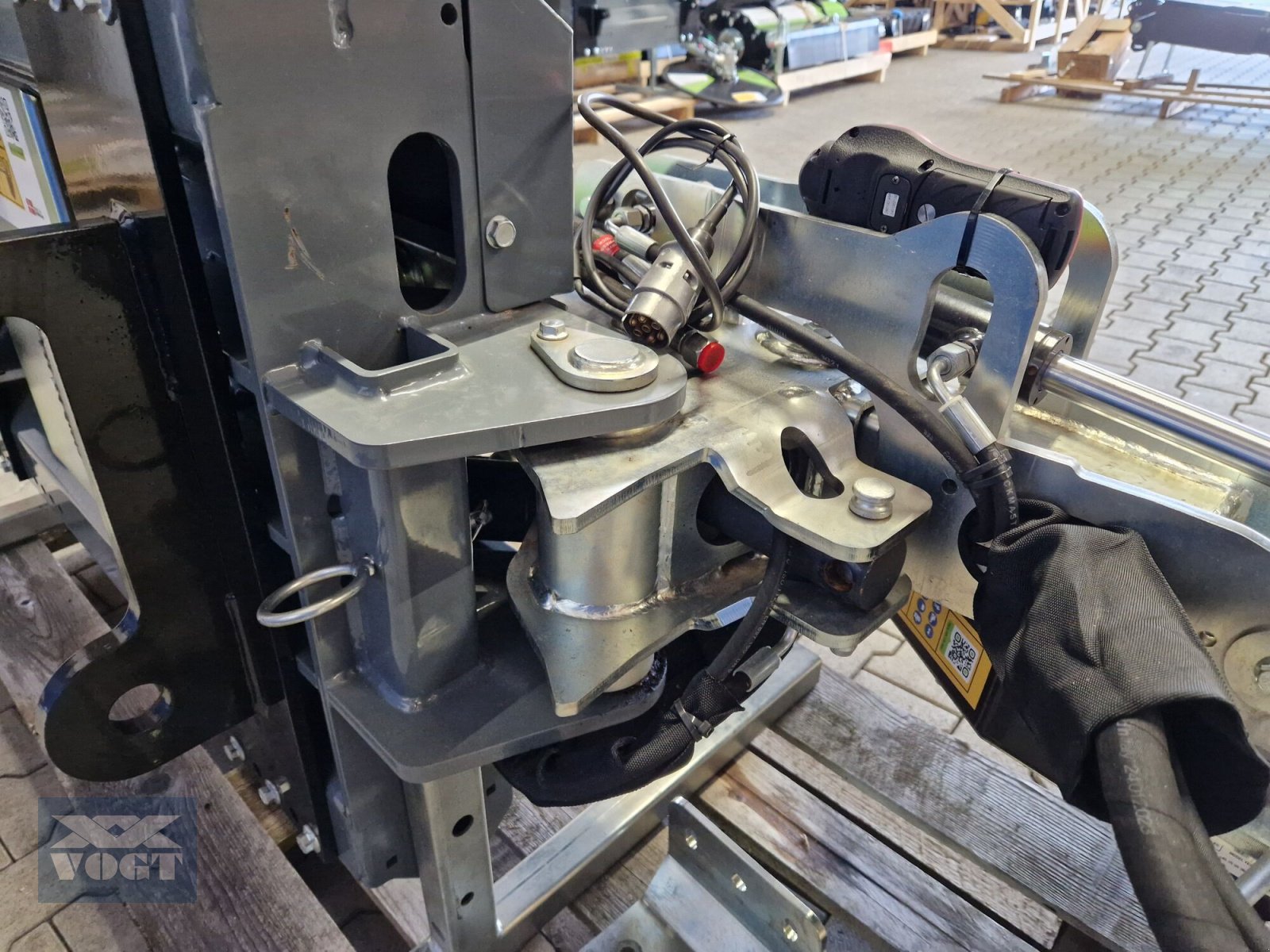 Geräteträger des Typs Greentec PUMA 2803 TELE R Geräteträger inkl. LRS 1602 Astsäge Vorführgerät, Gebrauchtmaschine in Schmallenberg (Bild 14)