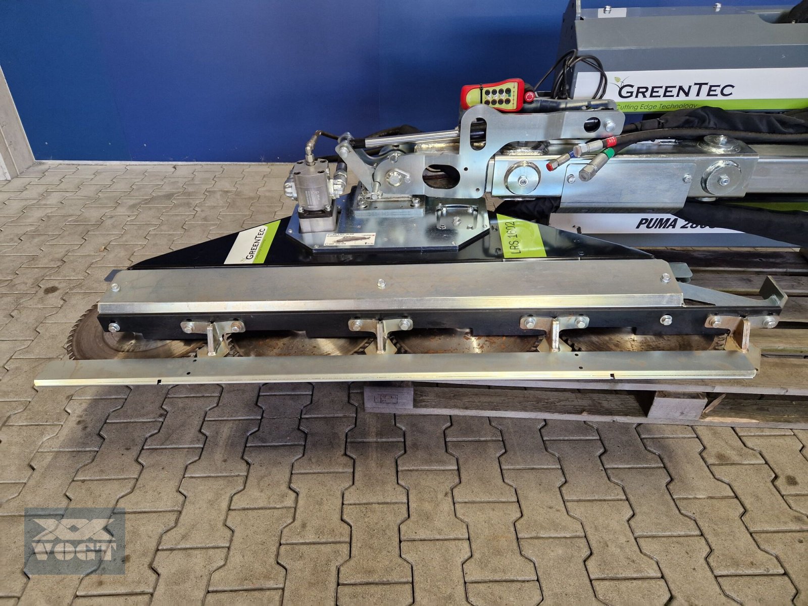 Geräteträger des Typs Greentec PUMA 2803 TELE R Geräteträger inkl. LRS 1602 Astsäge Vorführgerät, Gebrauchtmaschine in Schmallenberg (Bild 17)