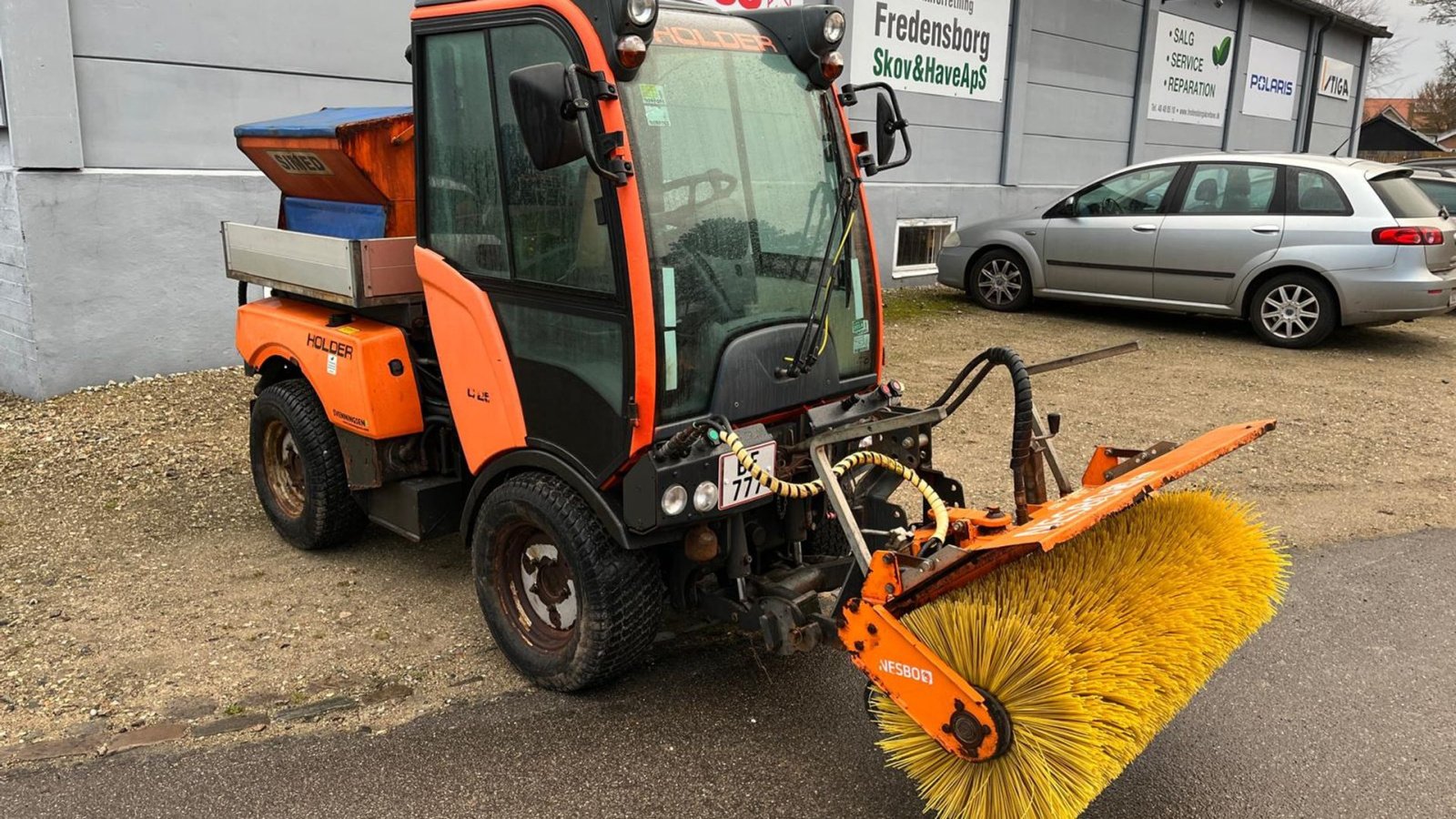 Geräteträger Türe ait Holder C250 212 m. Nesbo Kost, Gebrauchtmaschine içinde Borre (resim 1)