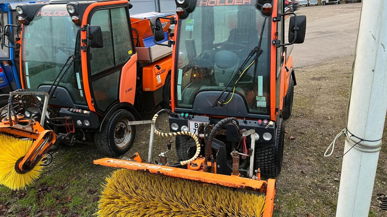 Geräteträger Türe ait Holder C250 212 m. Nesbo Kost, Gebrauchtmaschine içinde Borre (resim 5)