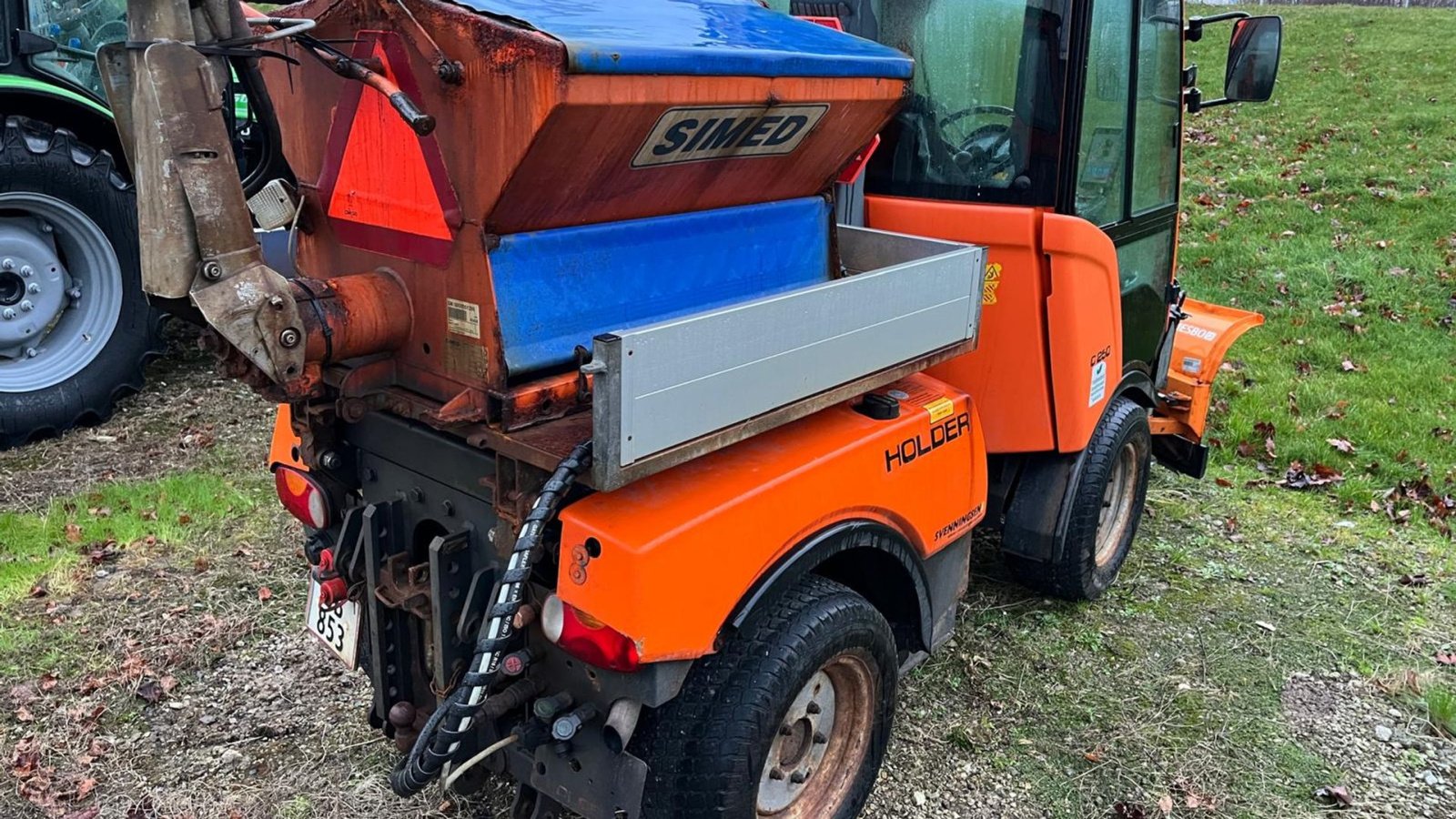 Geräteträger del tipo Holder C250 212 m. Nesbo V-sneplov, Gebrauchtmaschine en Borre (Imagen 2)