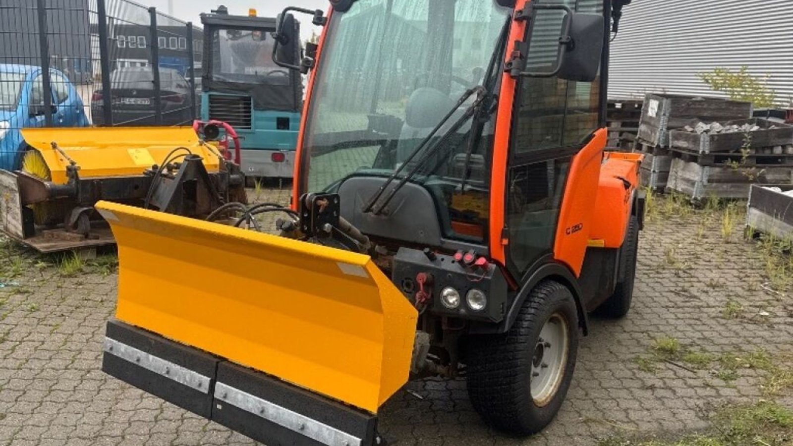 Geräteträger Türe ait Holder C250, Gebrauchtmaschine içinde Rødovre (resim 1)