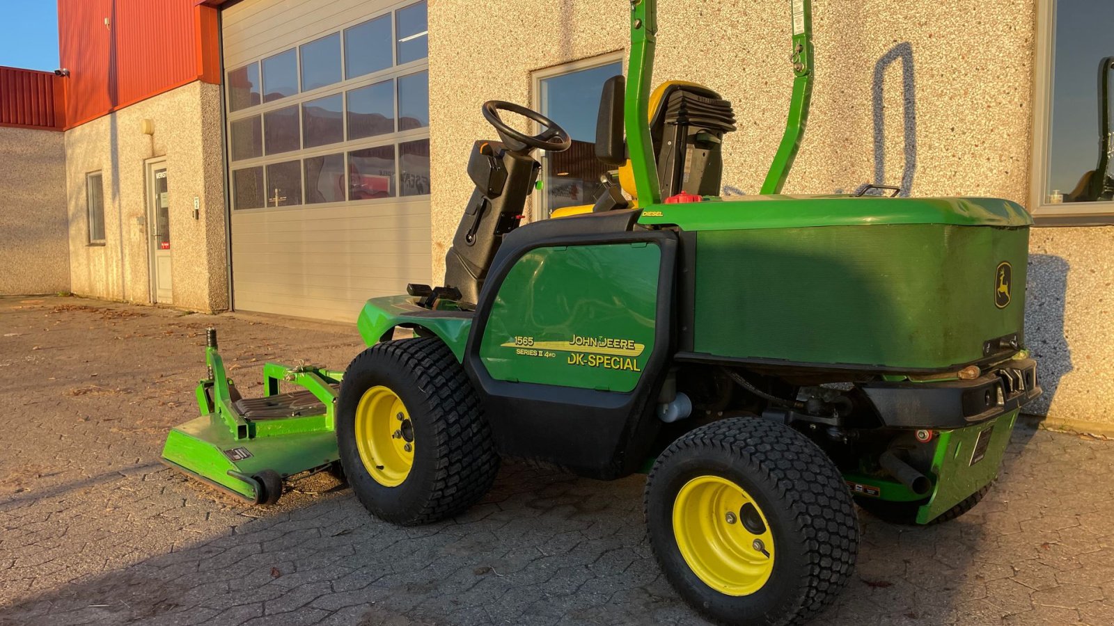 Geräteträger of the type John Deere 1565, Gebrauchtmaschine in Helsinge (Picture 2)