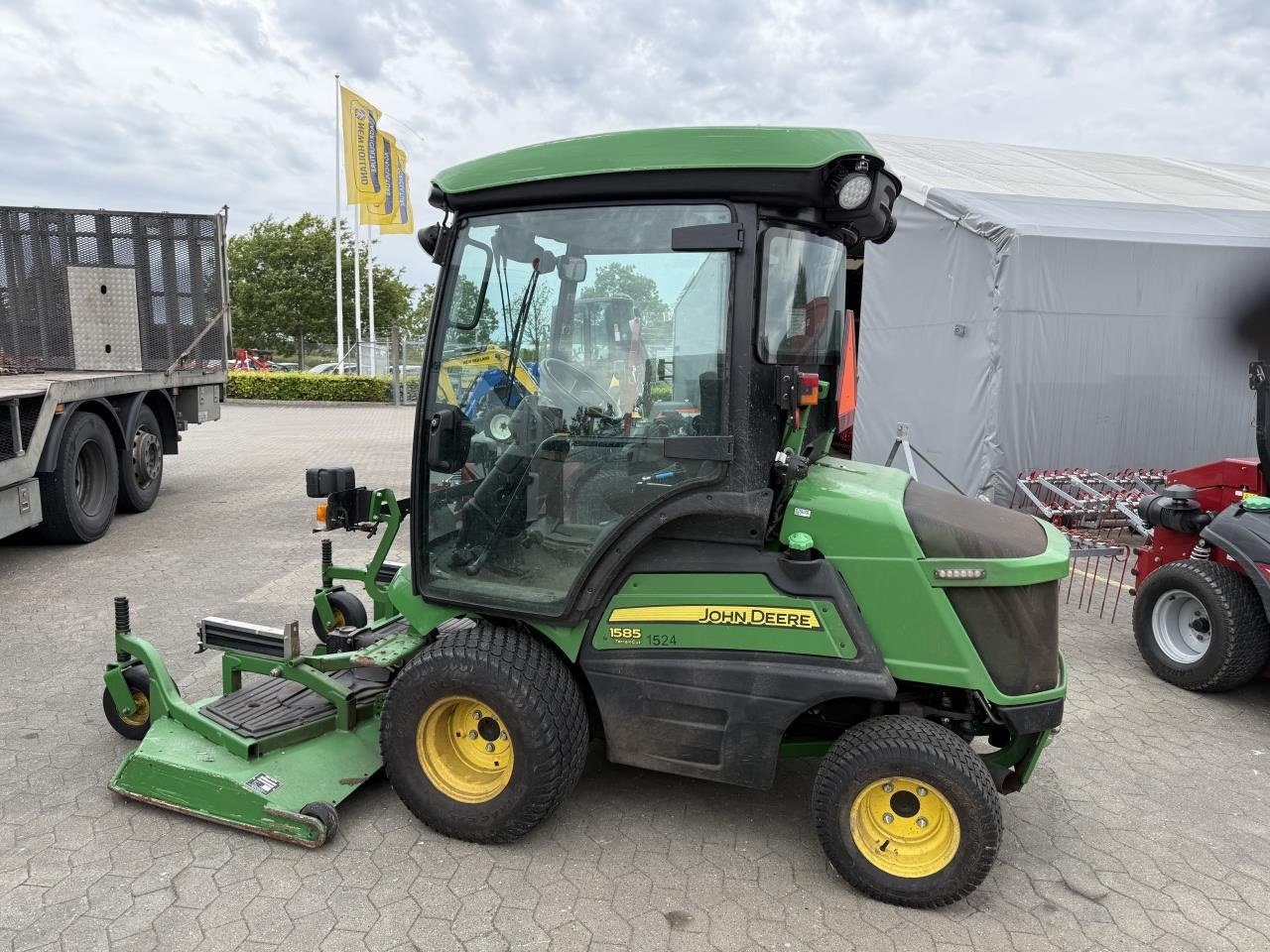 Geräteträger typu John Deere 1585, Gebrauchtmaschine v Hadsten (Obrázek 3)