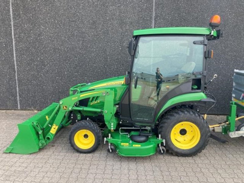 Geräteträger des Typs John Deere 2026R, Gebrauchtmaschine in Brønderslev (Bild 2)