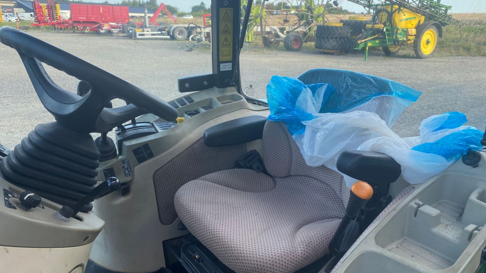 Geräteträger Türe ait John Deere 3033 R, Gebrauchtmaschine içinde Roskilde (resim 6)