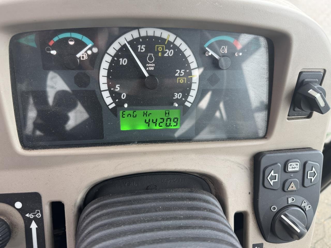 Geräteträger del tipo John Deere 3045R, Gebrauchtmaschine en Bramming (Imagen 5)