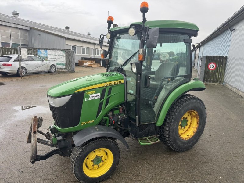 Geräteträger vrste John Deere 3045R, Gebrauchtmaschine v Bramming (Slika 1)
