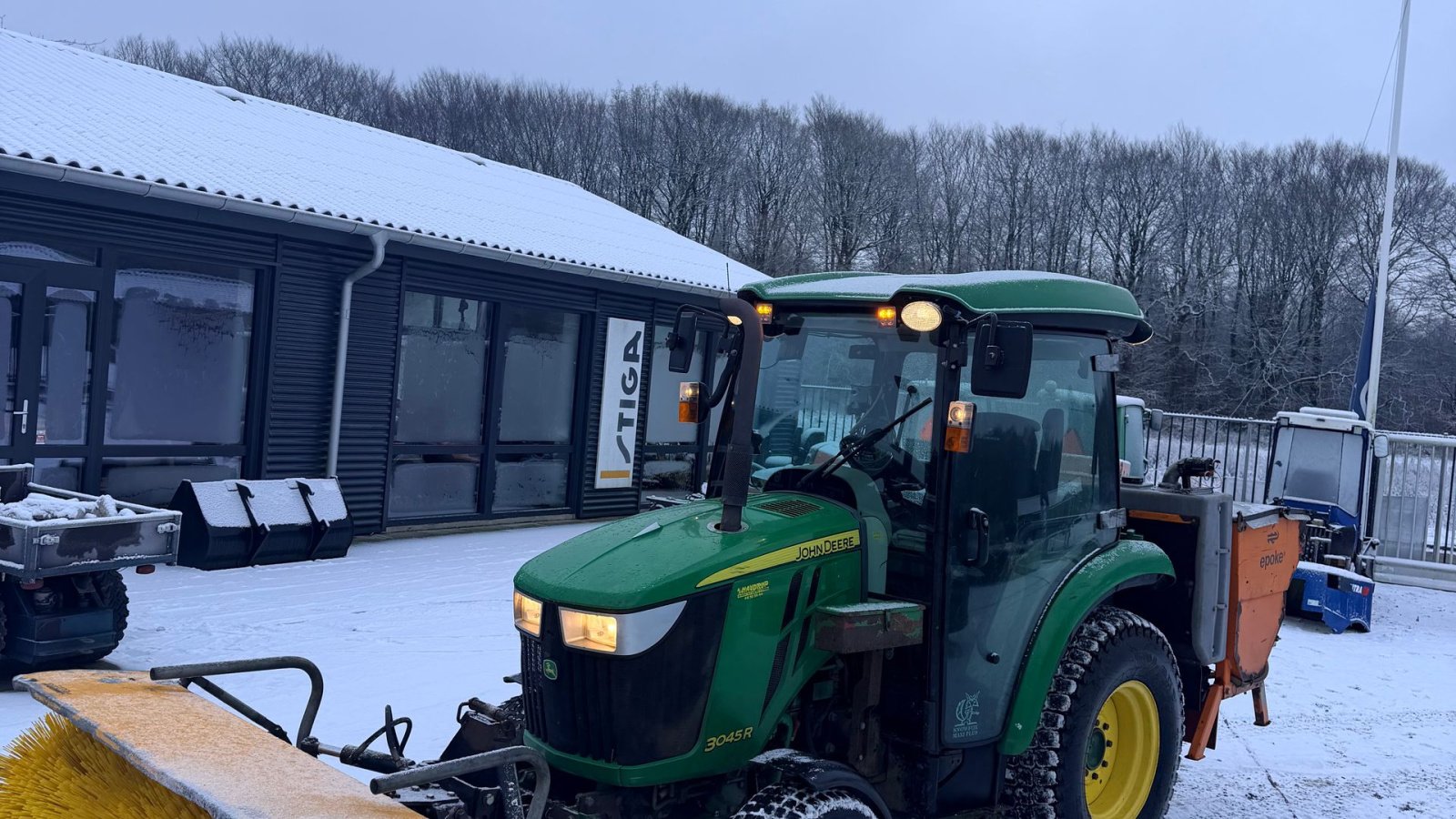 Geräteträger del tipo John Deere 3045R, Gebrauchtmaschine en Brørup (Imagen 2)