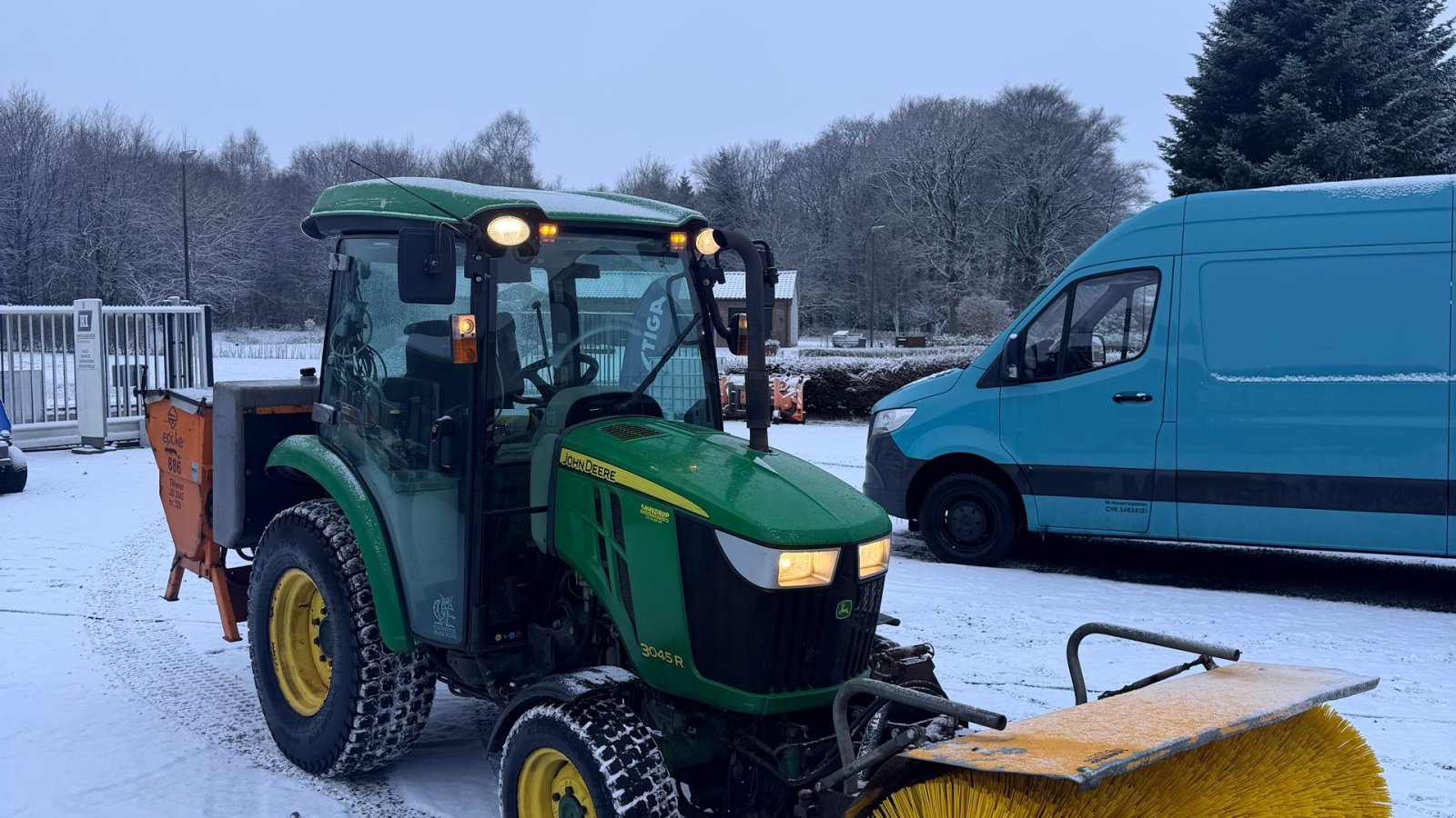 Geräteträger del tipo John Deere 3045R, Gebrauchtmaschine en Brørup (Imagen 4)