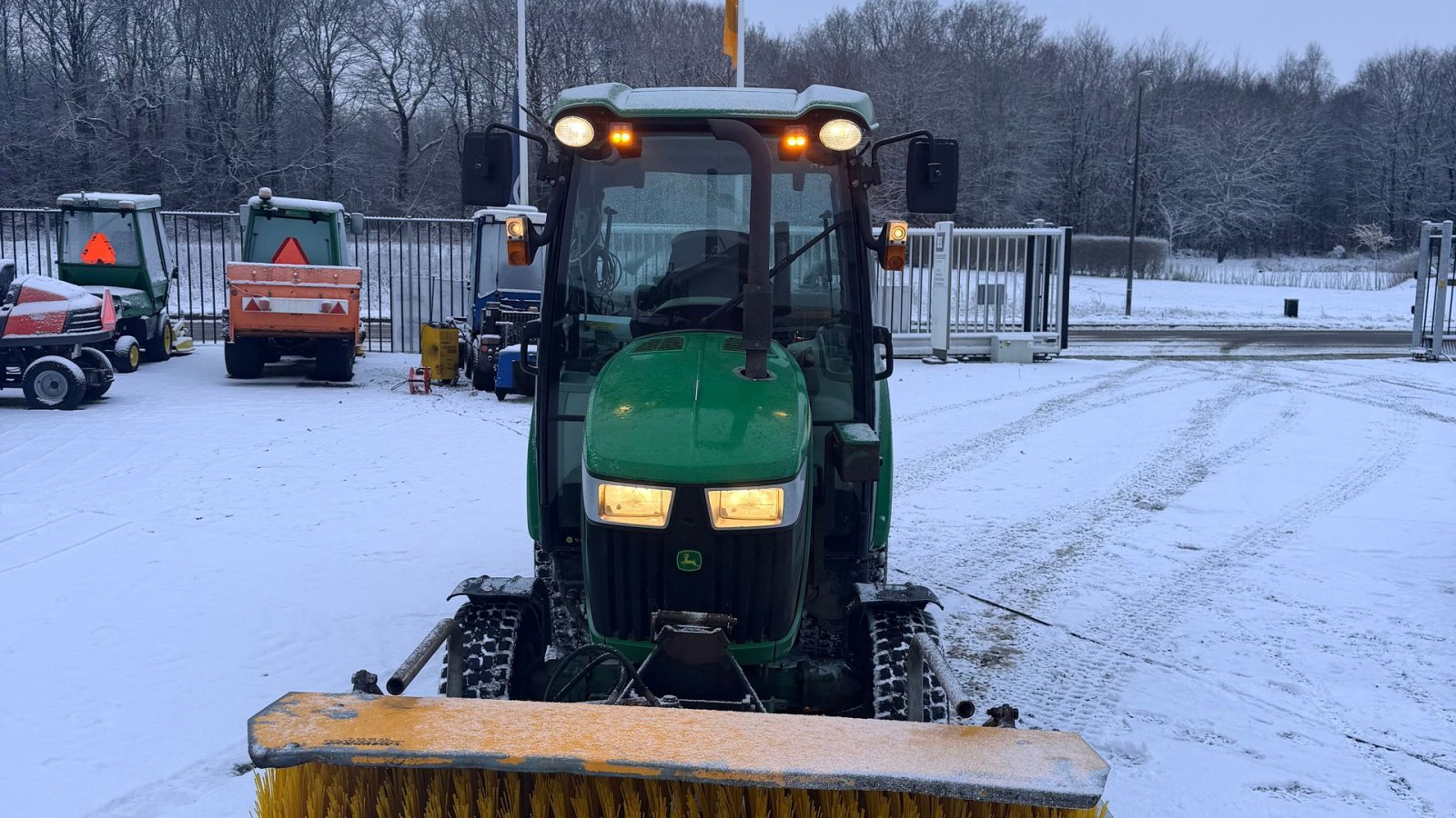 Geräteträger del tipo John Deere 3045R, Gebrauchtmaschine en Brørup (Imagen 3)