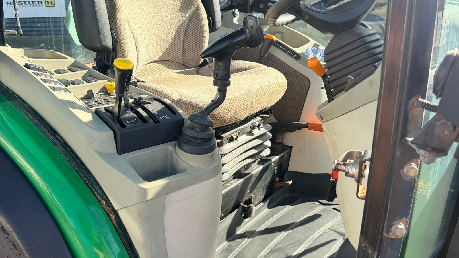 Geräteträger typu John Deere 3045R, Gebrauchtmaschine v Brørup (Obrázek 15)