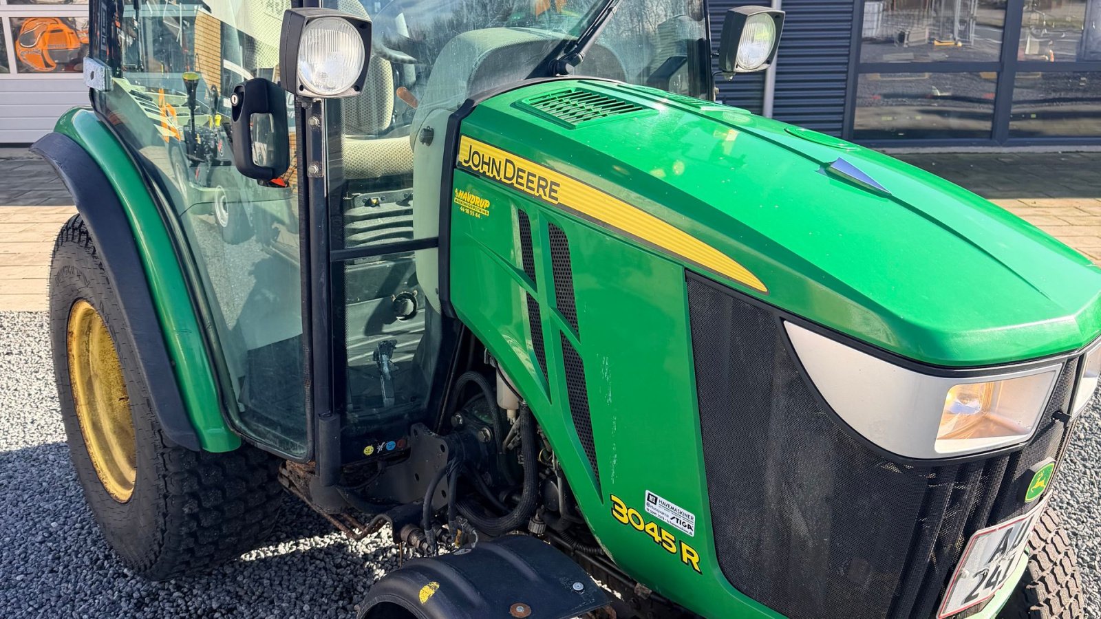 Geräteträger typu John Deere 3045R, Gebrauchtmaschine v Brørup (Obrázek 14)