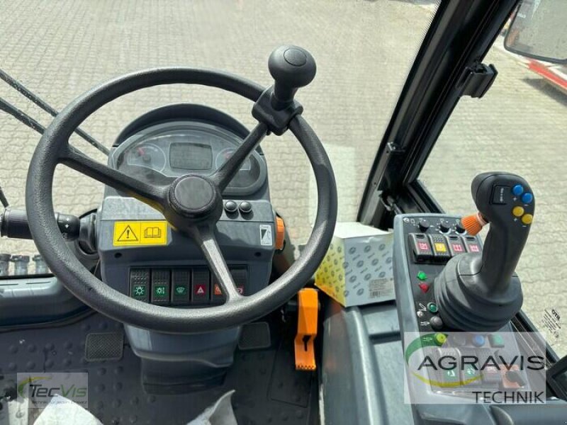 Geräteträger des Typs Kärcher HOLDER C 65 SC, Neumaschine in Olfen (Bild 7)