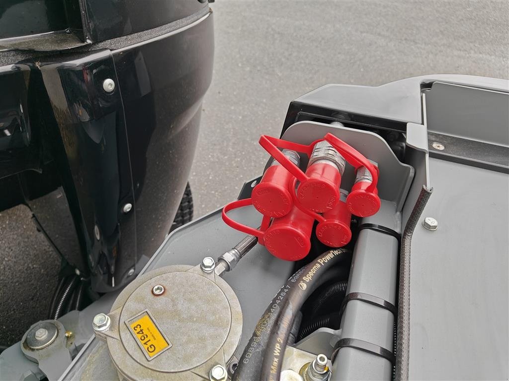 Geräteträger typu Kärcher MIC 26 Inklusiv 120cm Nesbo kost, Gebrauchtmaschine v Holstebro (Obrázek 9)