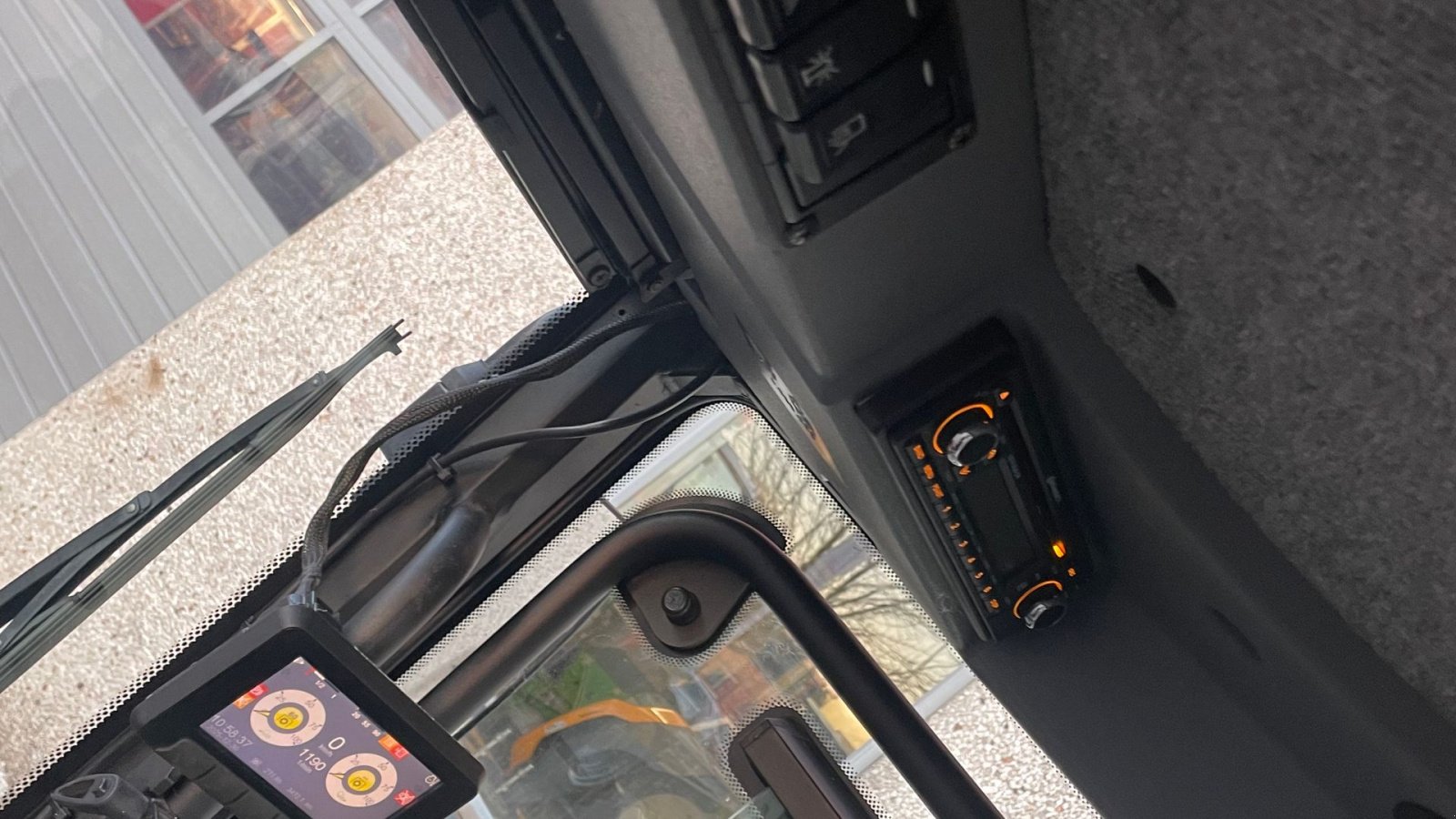 Geräteträger of the type Kärcher MIC 42 med redskaber Mic 42, Gebrauchtmaschine in Helsinge (Picture 11)