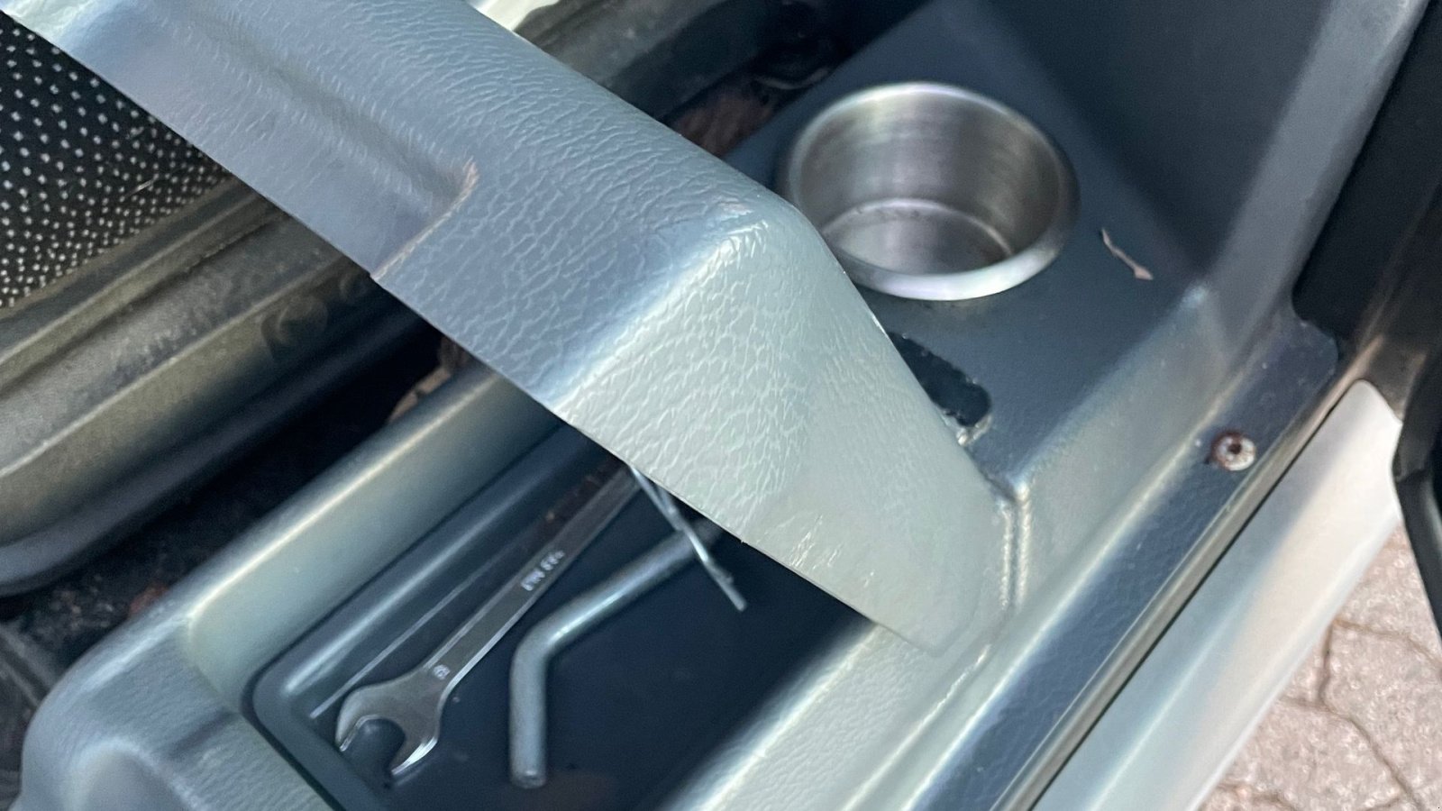 Geräteträger of the type Kärcher MIC 42 med redskaber Mic 42, Gebrauchtmaschine in Helsinge (Picture 9)