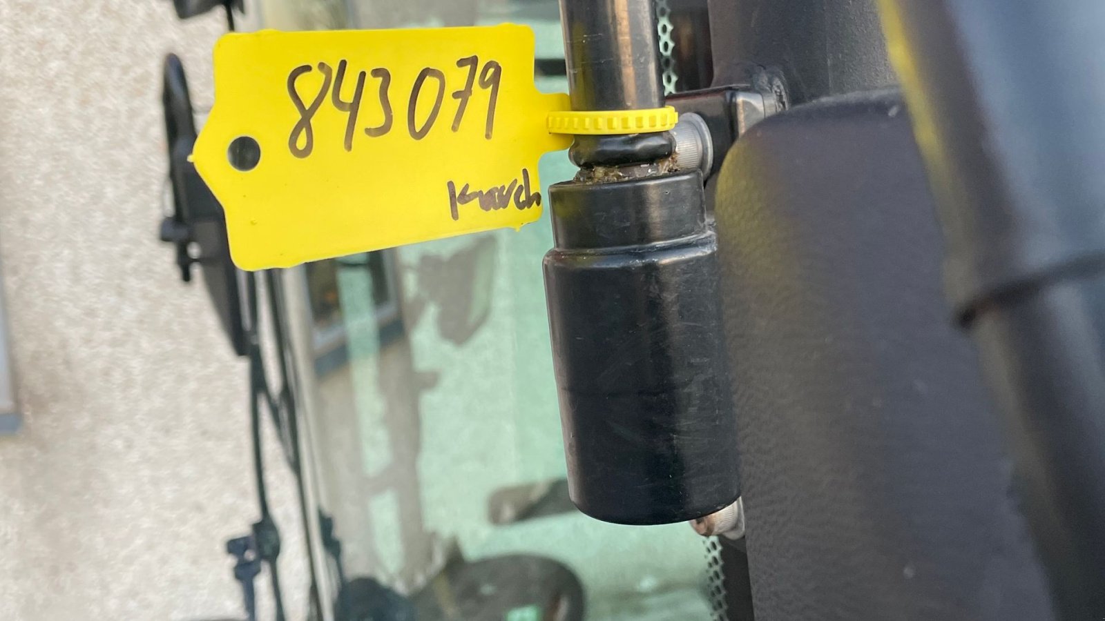 Geräteträger of the type Kärcher MIC 42 med redskaber Mic 42, Gebrauchtmaschine in Helsinge (Picture 2)