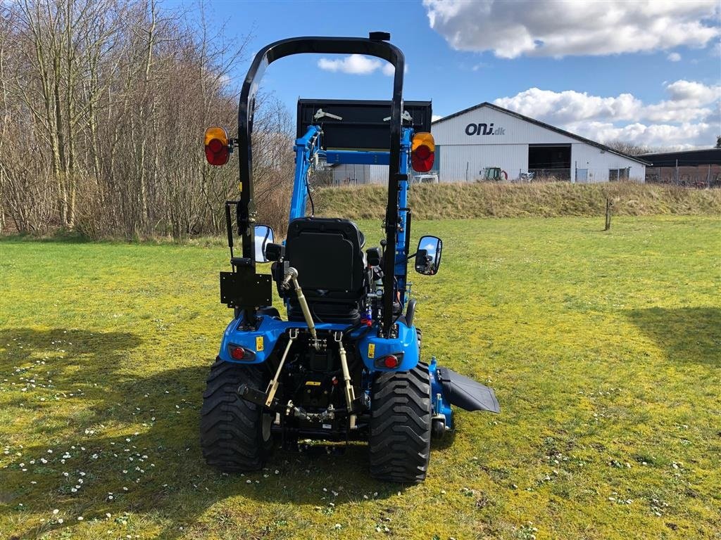 Geräteträger типа LS Tractor MT1.25 Med Klipper og frontlæsser, Gebrauchtmaschine в Herning (Фотография 20)