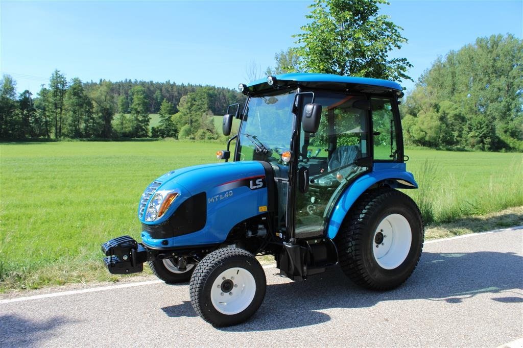 Geräteträger Türe ait LS Tractor MT3.40 Gear, Kabine, Gebrauchtmaschine içinde Herning (resim 15)