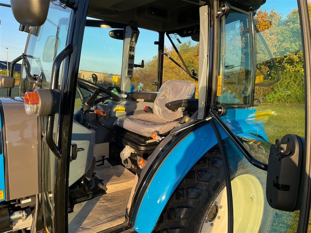 Geräteträger του τύπου LS Tractor MT3.50 Gear, Kabine Frontlift, plæne dæk, Gebrauchtmaschine σε Herning (Φωτογραφία 11)