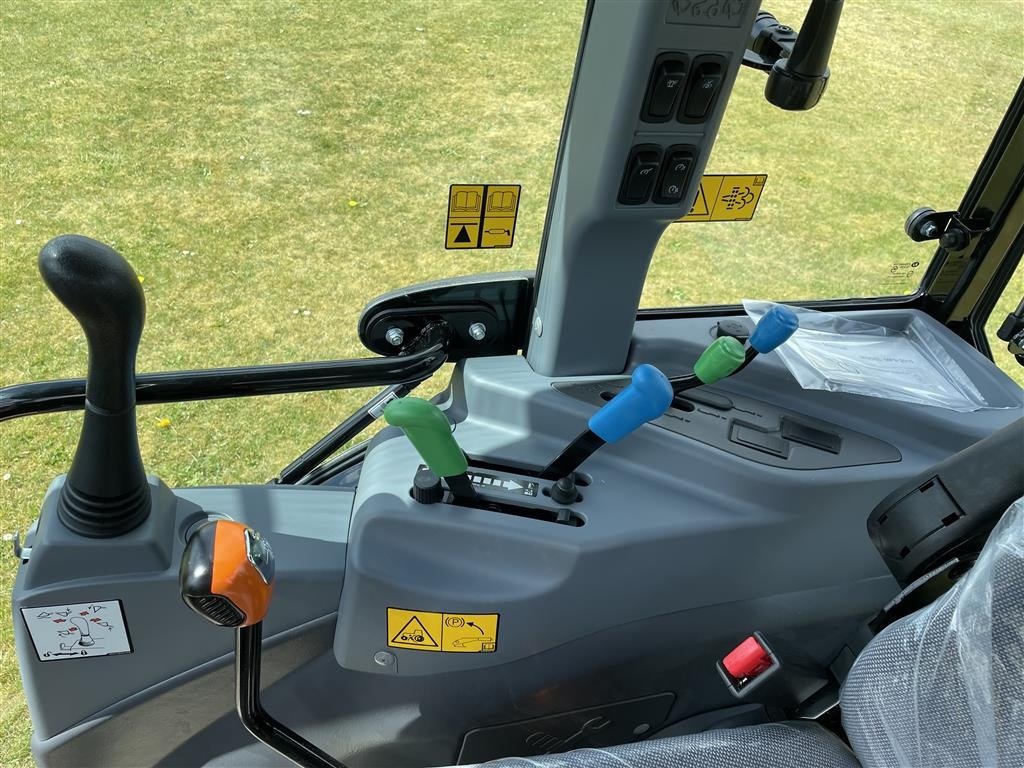 Geräteträger des Typs LS Tractor MT3.50 HST Kabin, Gebrauchtmaschine in Herning (Bild 15)