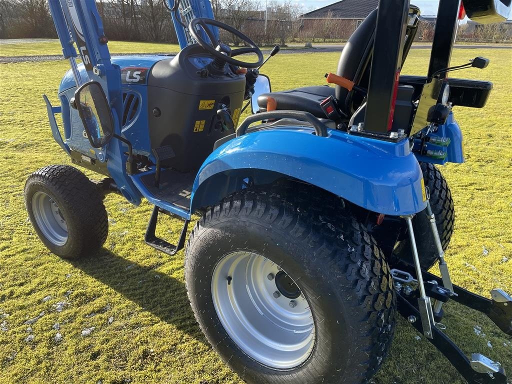 Geräteträger typu LS Tractor XJ25 HST Frontlæsser, plænedæk, Gebrauchtmaschine v Herning (Obrázek 11)