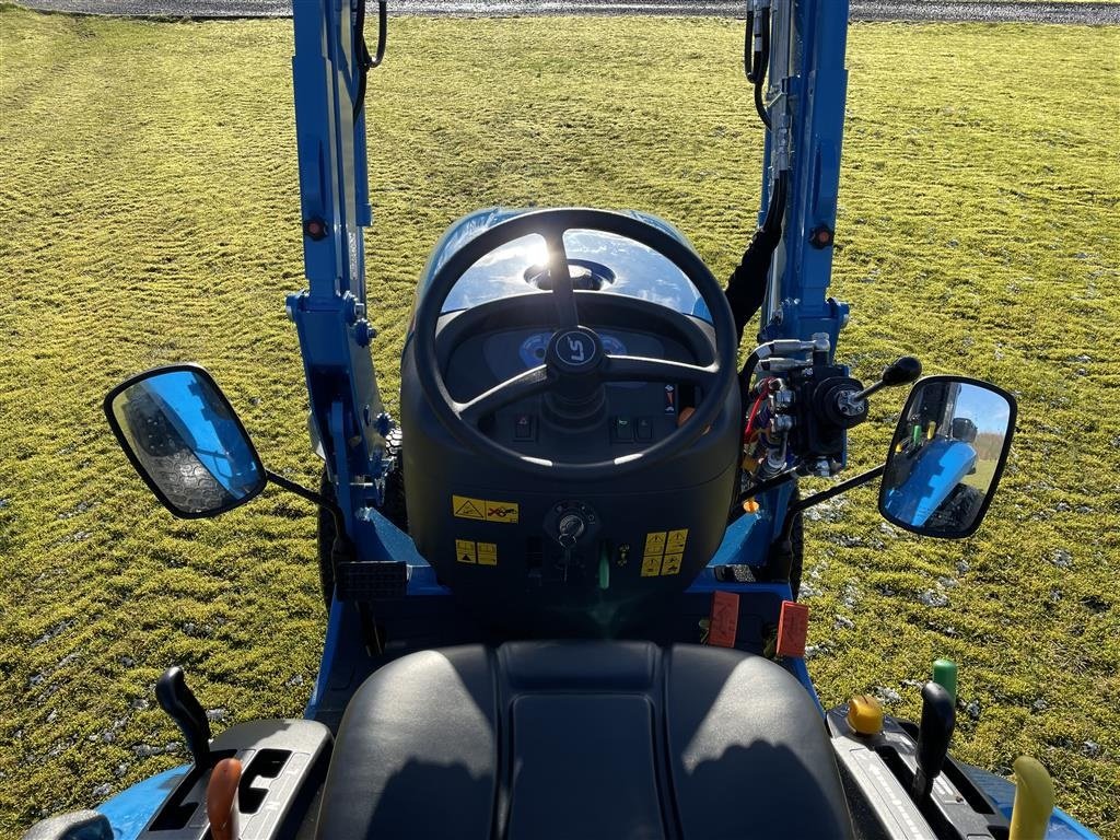 Geräteträger typu LS Tractor XJ25 HST Frontlæsser, plænedæk, Gebrauchtmaschine v Herning (Obrázek 8)