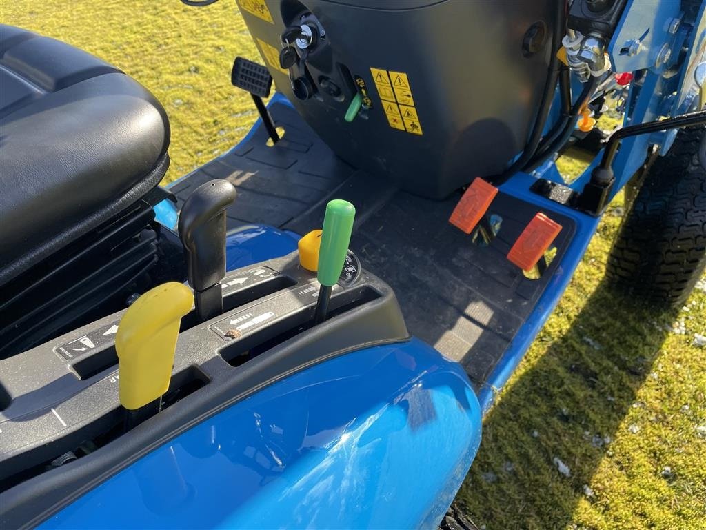 Geräteträger typu LS Tractor XJ25 HST Frontlæsser, plænedæk, Gebrauchtmaschine v Herning (Obrázek 9)