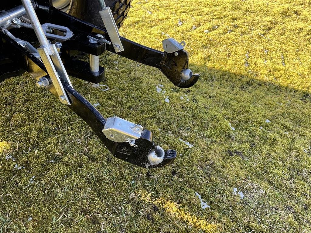 Geräteträger typu LS Tractor XJ25 HST Frontlæsser, plænedæk, Gebrauchtmaschine v Herning (Obrázek 10)