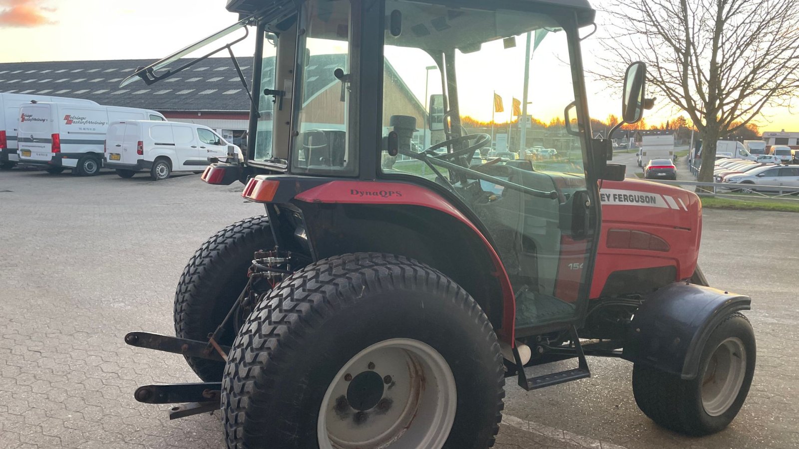 Geräteträger typu Massey Ferguson 1547, Gebrauchtmaschine v Helsinge (Obrázek 4)