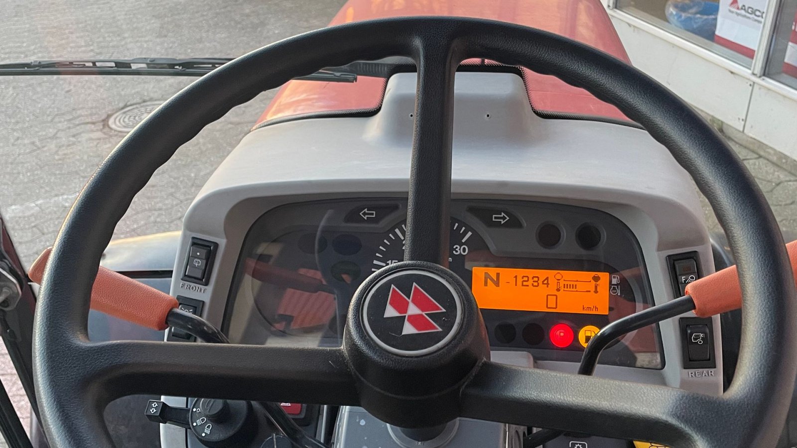 Geräteträger typu Massey Ferguson 1547, Gebrauchtmaschine v Helsinge (Obrázek 10)