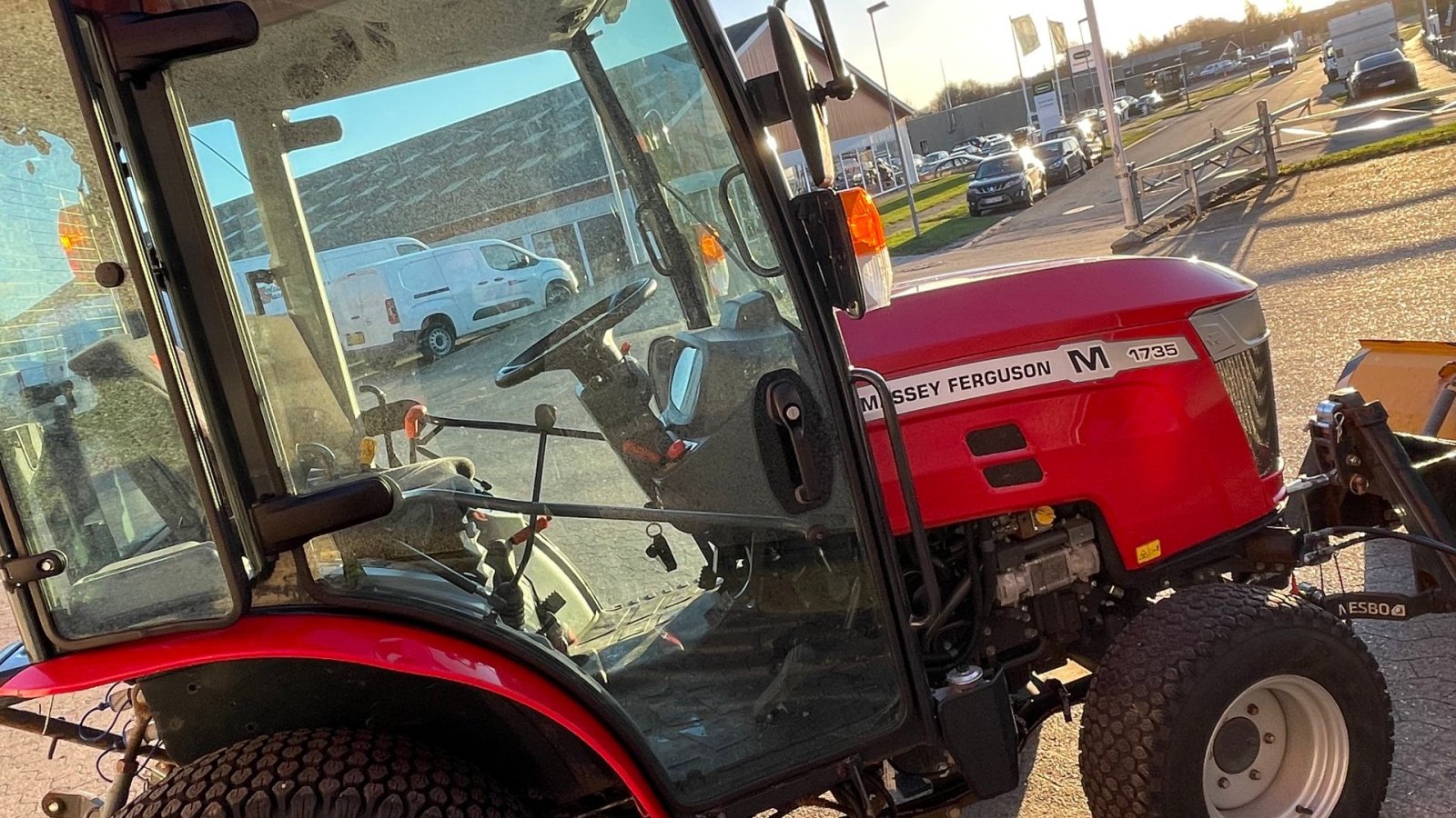 Geräteträger del tipo Massey Ferguson 1735M HC, Gebrauchtmaschine en Helsinge (Imagen 16)