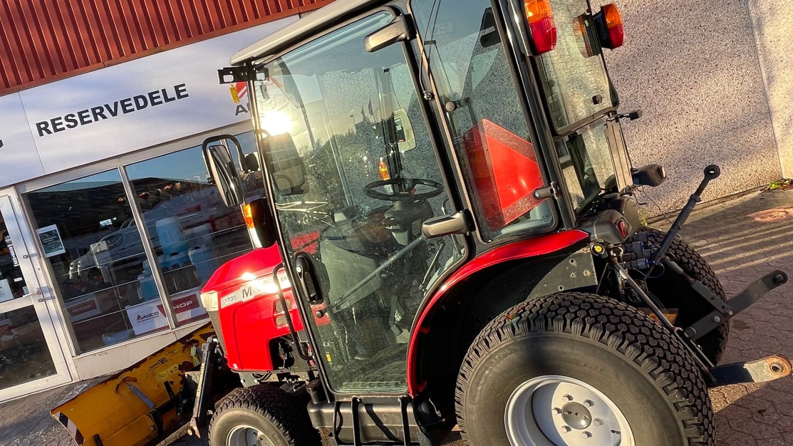 Geräteträger del tipo Massey Ferguson 1735M HC, Gebrauchtmaschine en Helsinge (Imagen 11)