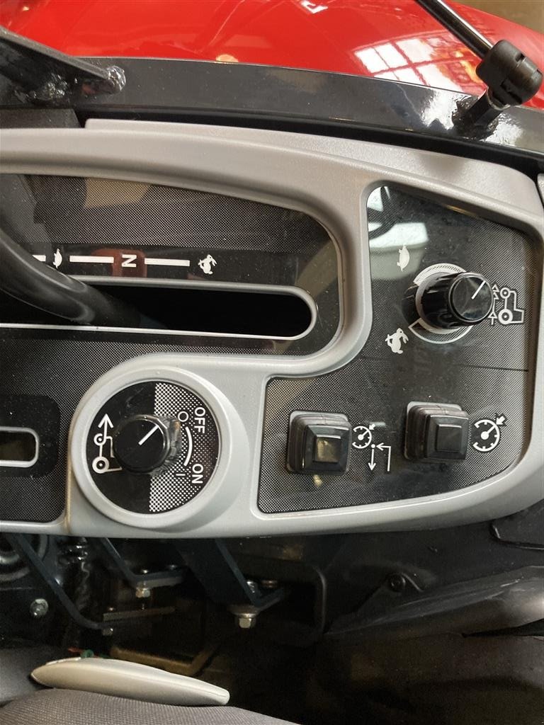 Geräteträger Türe ait Massey Ferguson 1740 HC Frontlift/pto og 150 cm fejemaskine, Gebrauchtmaschine içinde Roskilde (resim 17)