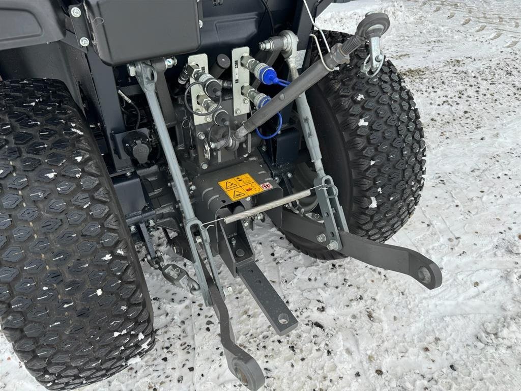 Geräteträger του τύπου Massey Ferguson 1740M-HC, Gebrauchtmaschine σε Hadsten (Φωτογραφία 10)