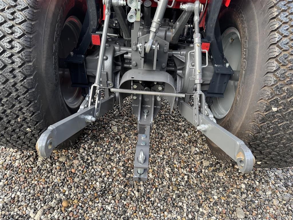 Geräteträger des Typs Massey Ferguson 1755 E, Gebrauchtmaschine in Hadsten (Bild 8)