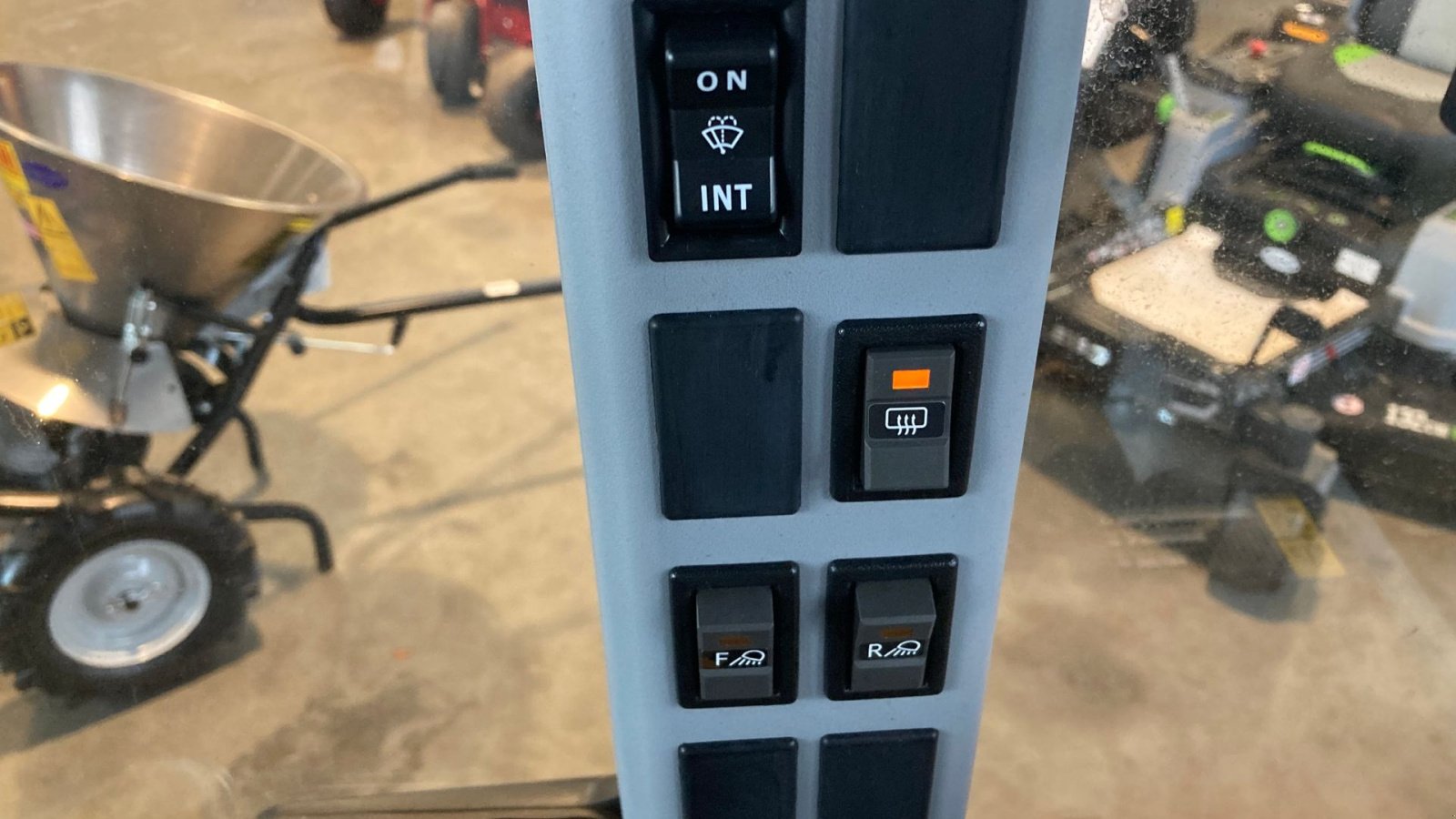 Geräteträger типа Massey Ferguson 1M.25, Gebrauchtmaschine в Roskilde (Фотография 12)