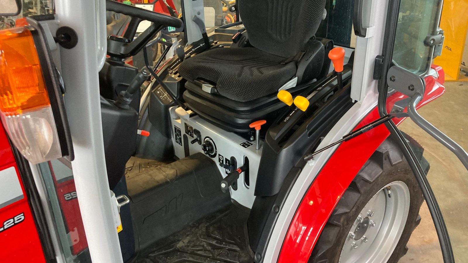 Geräteträger типа Massey Ferguson 1M.25, Gebrauchtmaschine в Roskilde (Фотография 7)