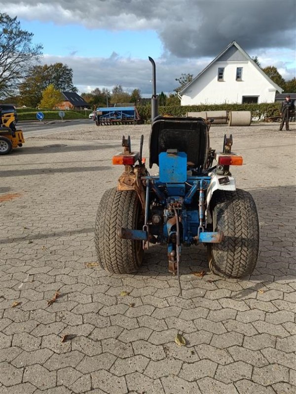 Geräteträger typu New Holland 1220 med lavt timetal, Gebrauchtmaschine v Egtved (Obrázek 8)