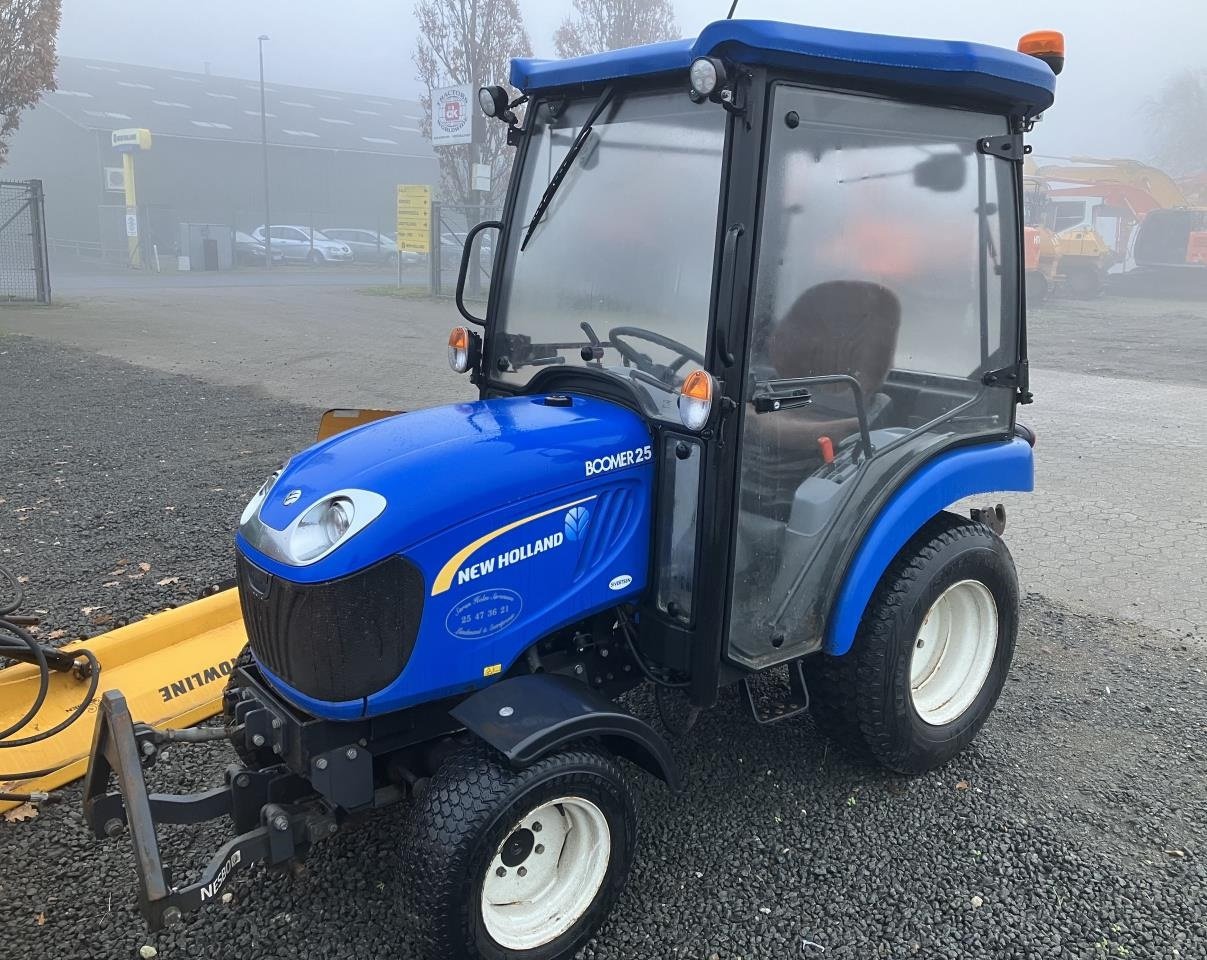 Geräteträger Türe ait New Holland BOOMER 25 HST, Gebrauchtmaschine içinde Middelfart (resim 1)