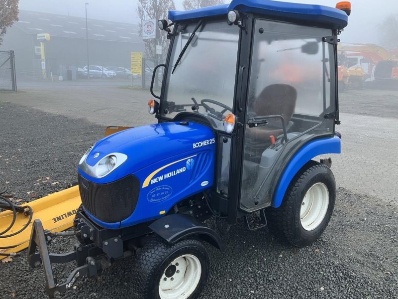 Geräteträger des Typs New Holland BOOMER 25 HST, Gebrauchtmaschine in Middelfart (Bild 1)