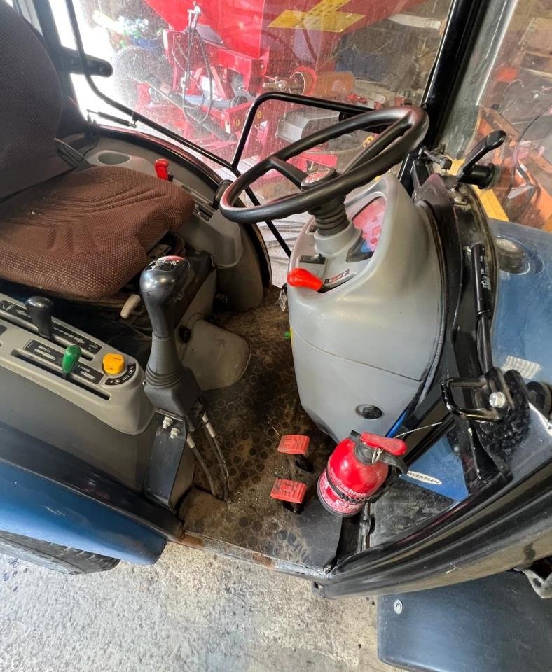 Geräteträger Türe ait New Holland BOOMER 25 HST, Gebrauchtmaschine içinde Middelfart (resim 4)