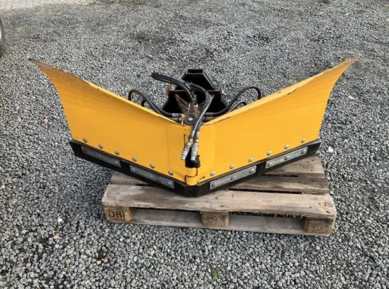 Geräteträger Türe ait New Holland BOOMER 25 HST, Gebrauchtmaschine içinde Middelfart (resim 7)