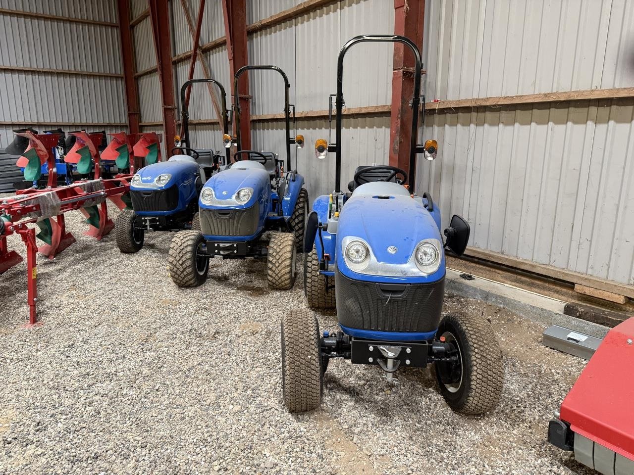 Geräteträger des Typs New Holland BOOMER 25, Gebrauchtmaschine in Hadsten (Bild 1)