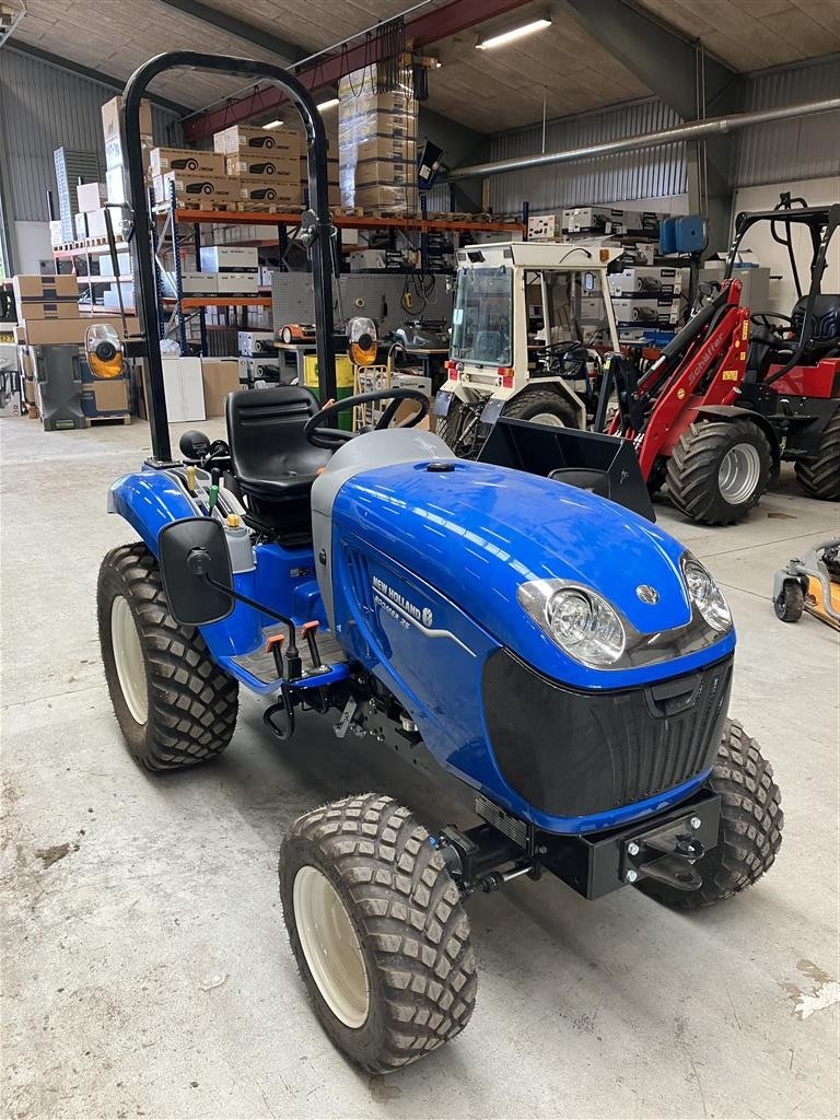 Geräteträger des Typs New Holland Boomer 25, Gebrauchtmaschine in Glamsbjerg (Bild 1)