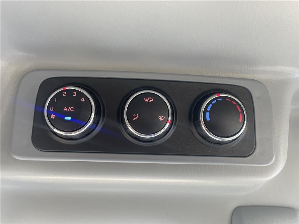 Geräteträger typu New Holland BOOMER 35 HST Cab - Flotation hjul, Gebrauchtmaschine v Holstebro (Obrázek 9)