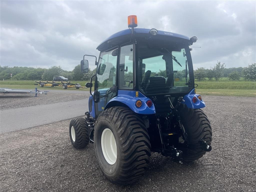 Geräteträger typu New Holland BOOMER 35 HST Cab - Flotation hjul, Gebrauchtmaschine v Holstebro (Obrázek 4)